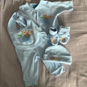 0-3month 5 piece “best buddies” outfit